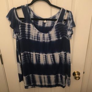 Cold shoulder shirt. Size large